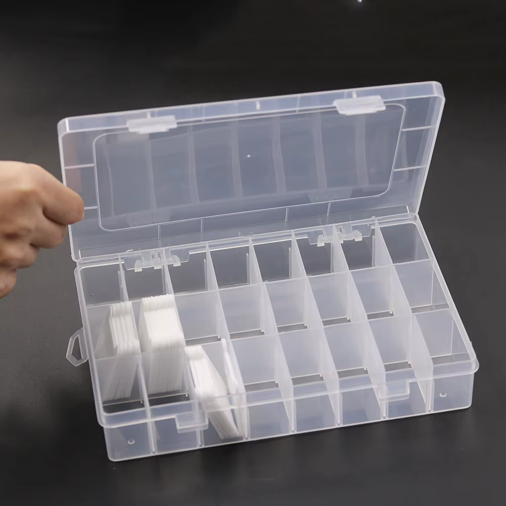 Boîte de rangement de fil à broder en plastique Transparent à 24 grilles