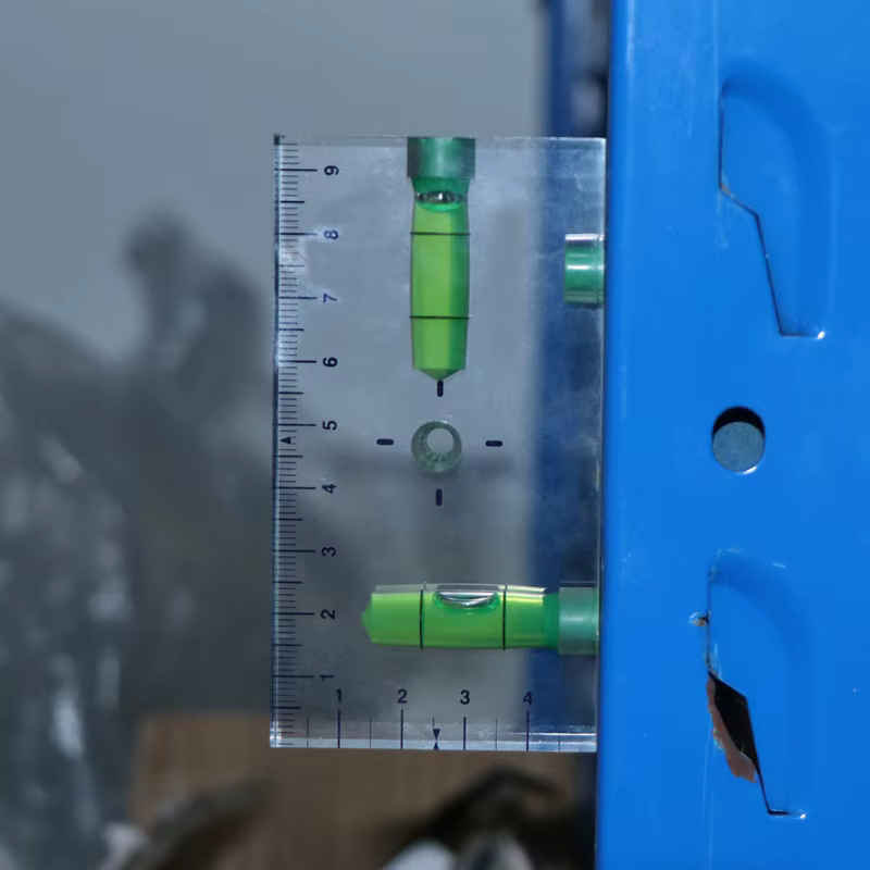 Niveau à bulle magnétique élevé