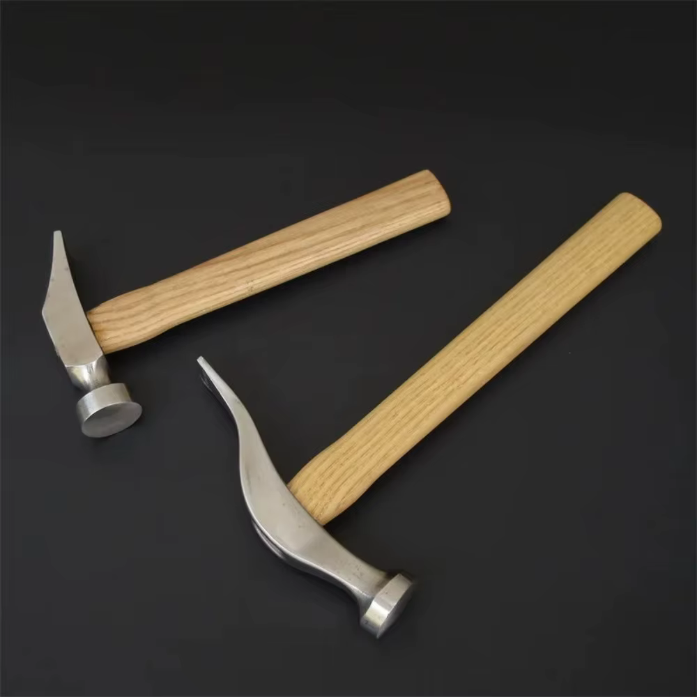 Marteau supérieur en cuir fait à la main avec manche en bois pour tarauder sur les points