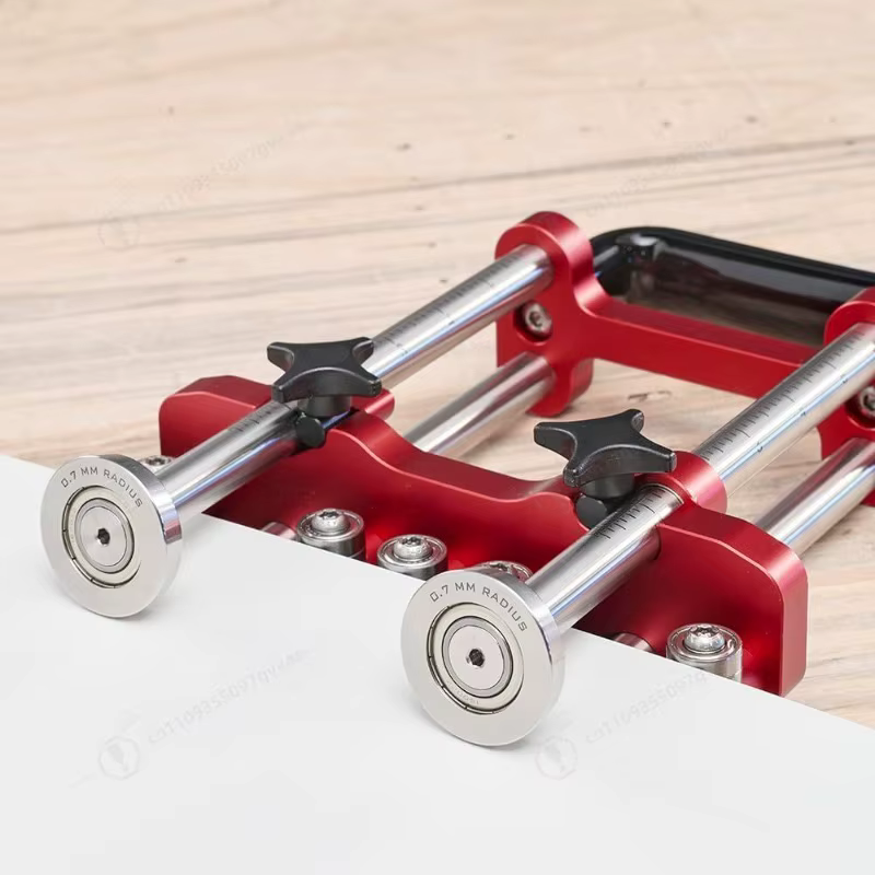 Cintreuse de tôles à 2 stations
