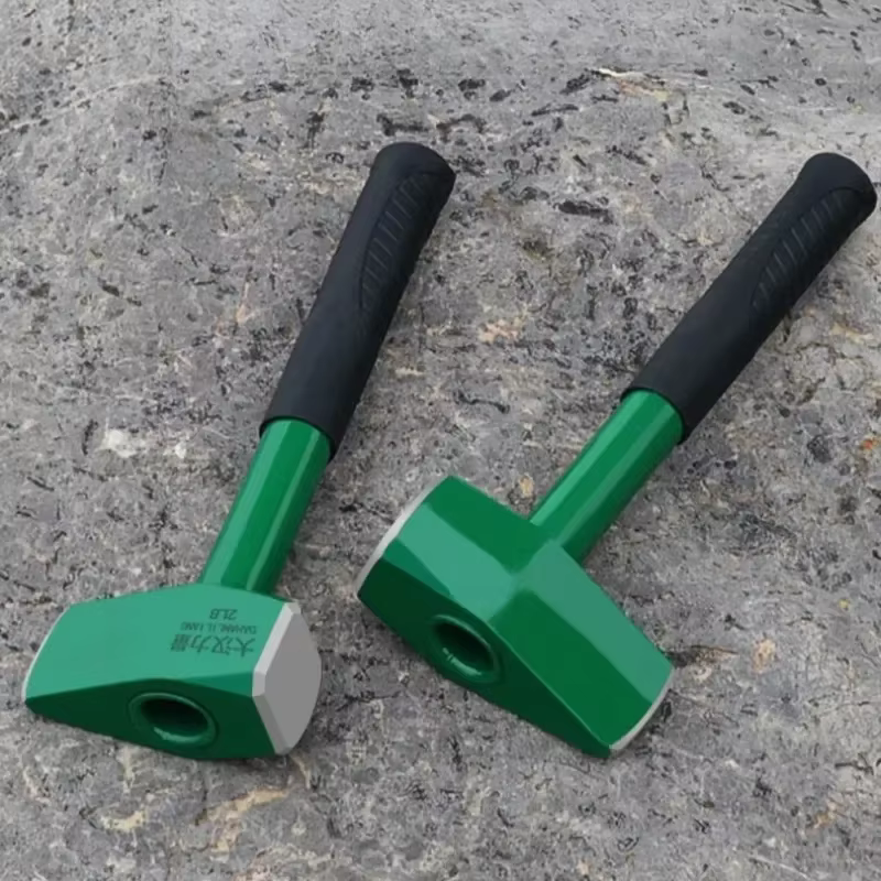 Marteau de maçon en acier à haute teneur en carbone