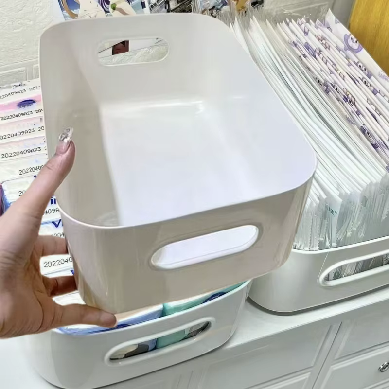 Boîte de rangement en plastique avec poignées, organiseur de bureau, panier de rangement multifonction pour jouets et articles divers, conteneur d'organisation pour la maison et le bureau