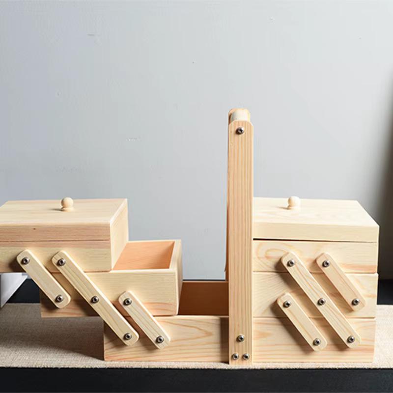 Boîte à couture en bois