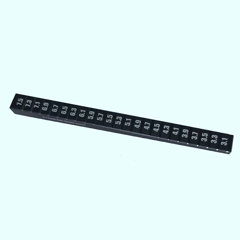Outils de mesure en métal