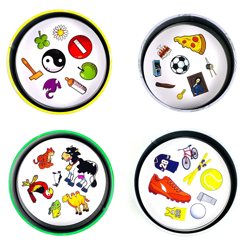 Jeu de cartes en boîte métallique