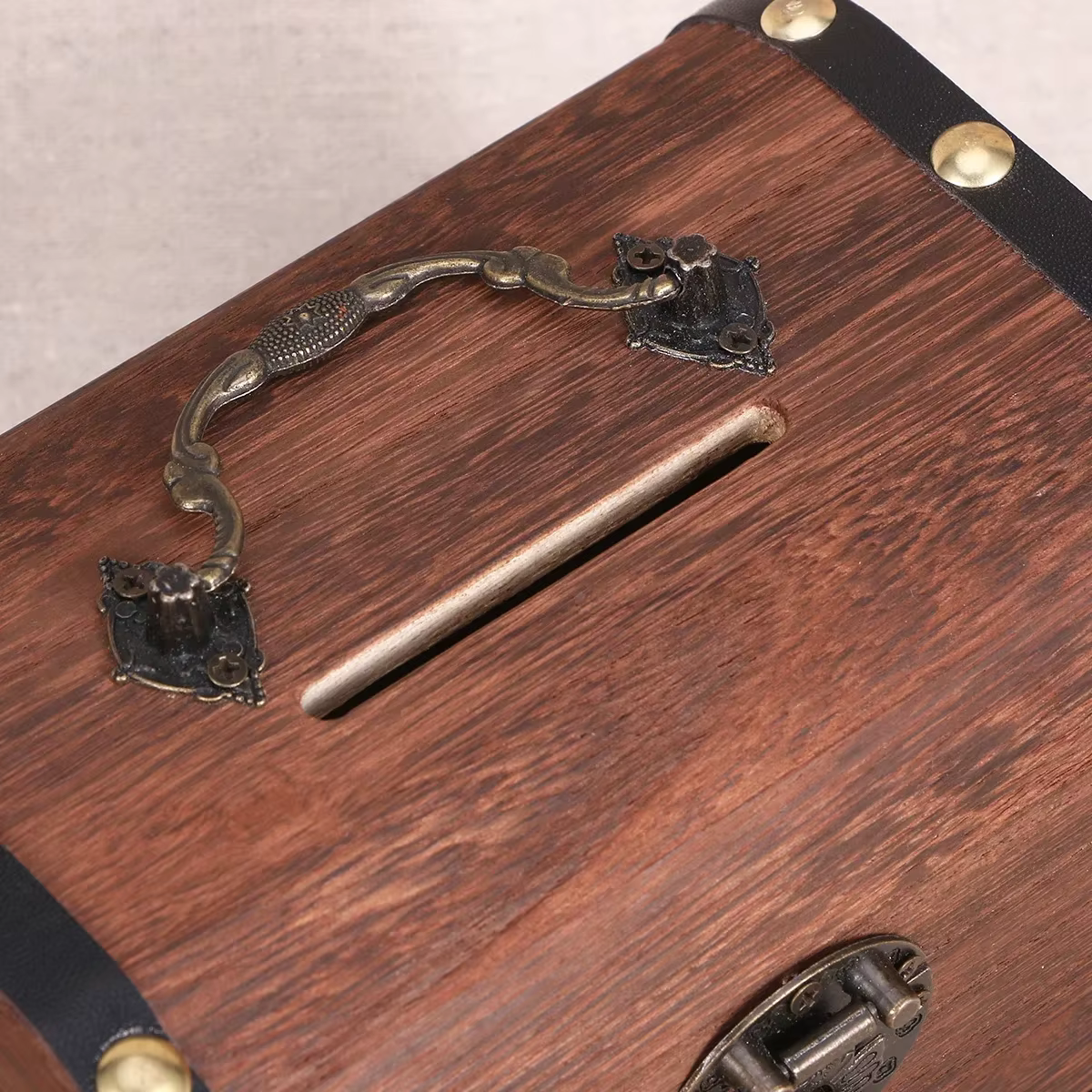 Boîte de rangement en bois pour banque au trésor