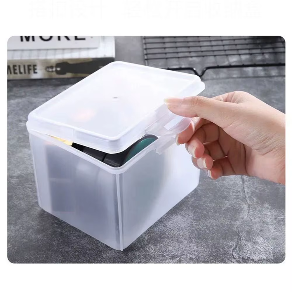 Boîte de rangement en plastique transparent avec couvercle