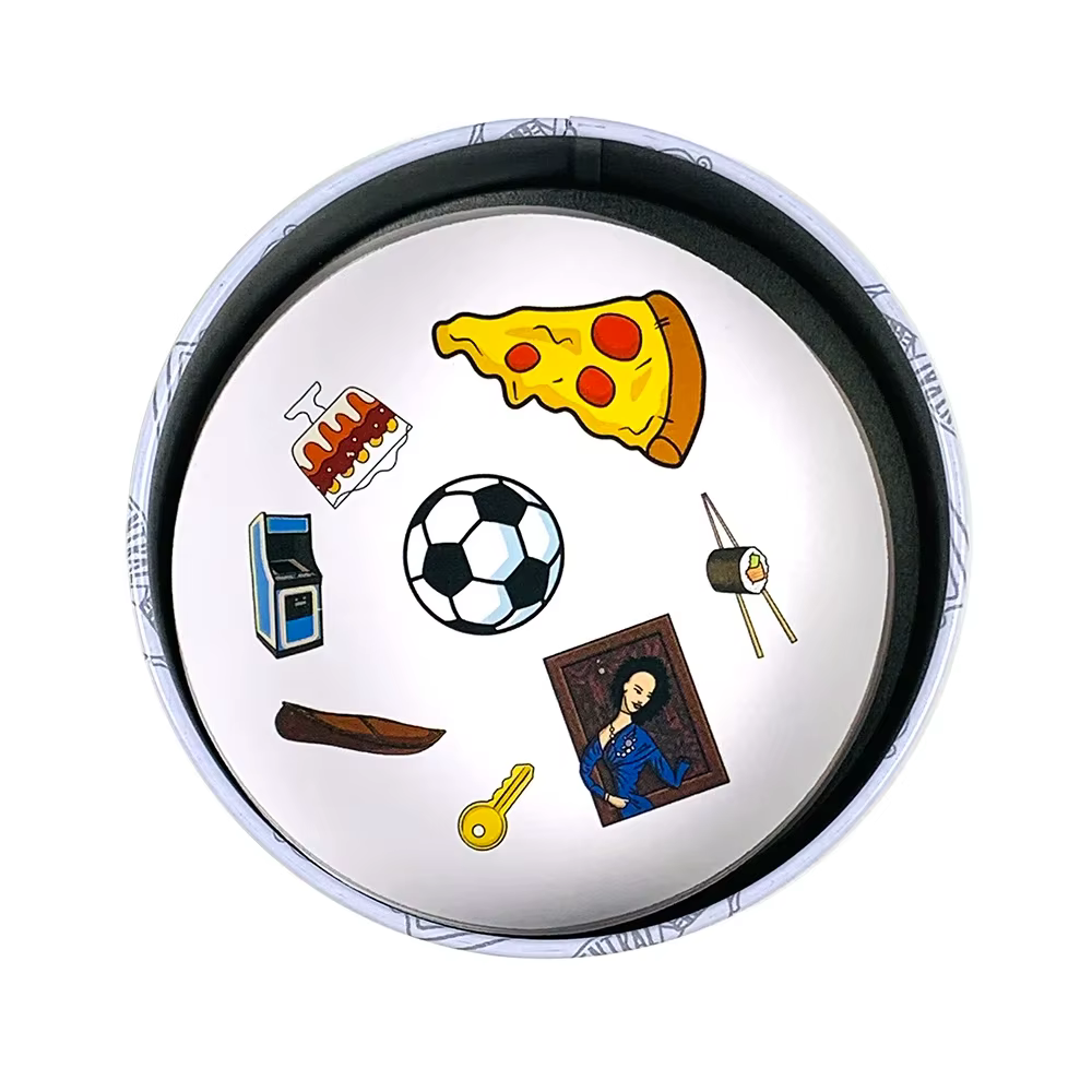 Jeu de cartes en boîte métallique