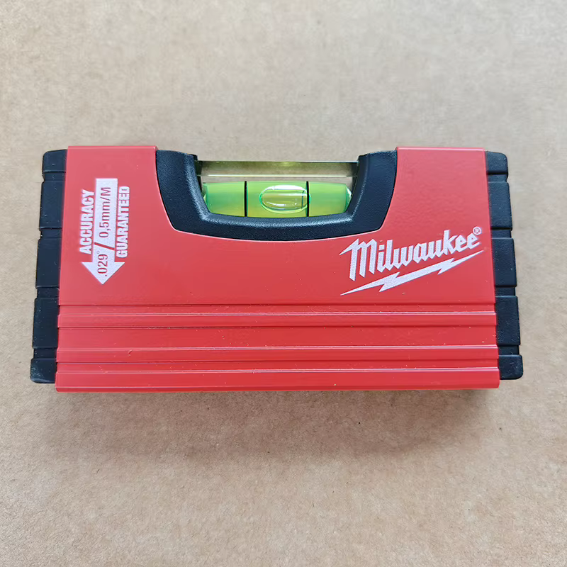 Milwaukee 4932459100 Niveau MINBOX 10 cm Haute Précision 0
