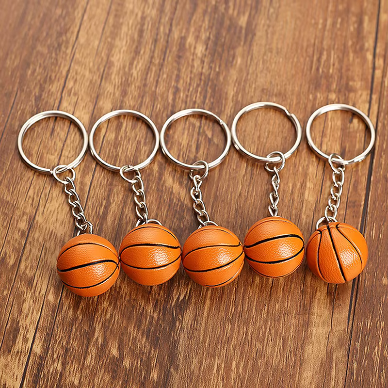Porte-clés de basket-ball et de football