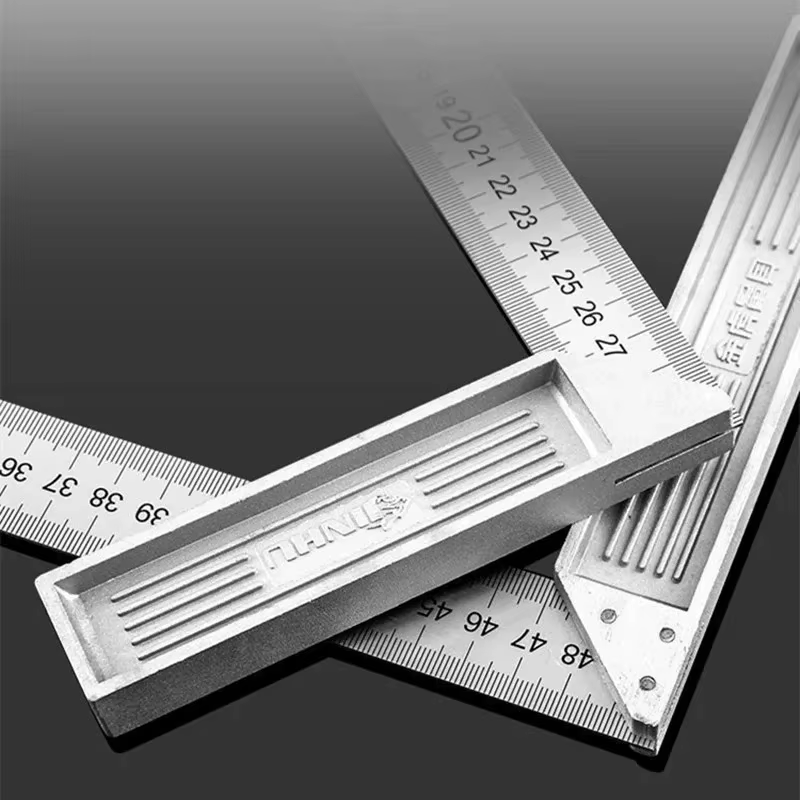Règle carrée en alliage d'aluminium