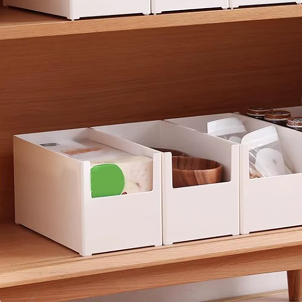 Boîte de rangement en plastique à ouverture frontale
