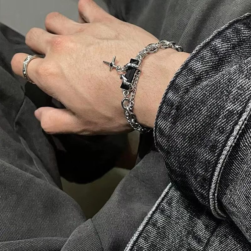 Bracelet rétro en Zircon noir pour hommes et femmes, chaîne étoile, Punk, en acier inoxydable, à portée de main, unisexe, bijoux, accessoires de Couple, 2024