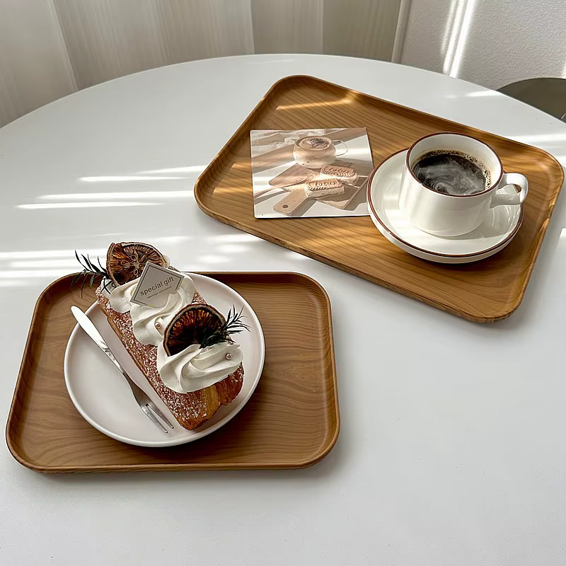Plateau de service en plastique