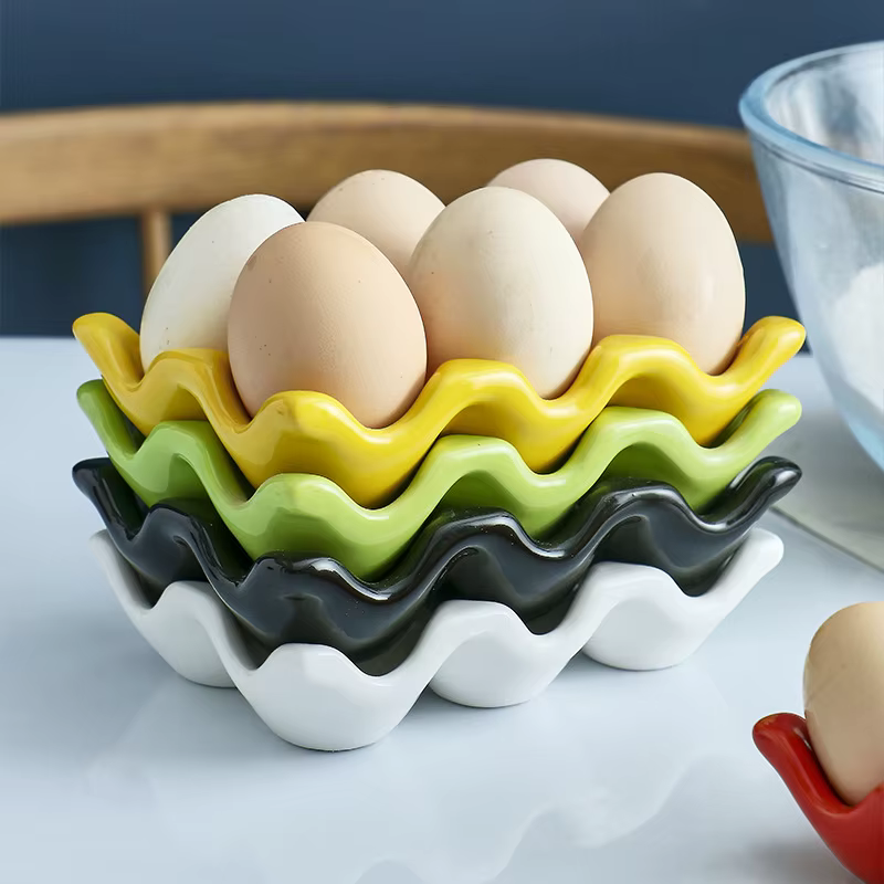 Étagère à œufs en céramique à 6 grilles de couleur crème