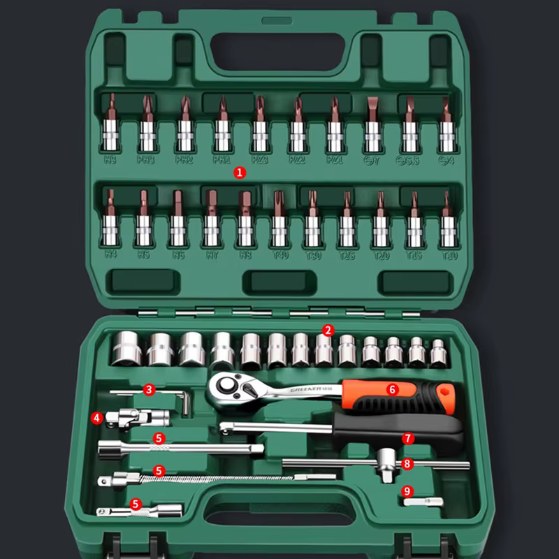 Coffret d'outils de réparation automobile