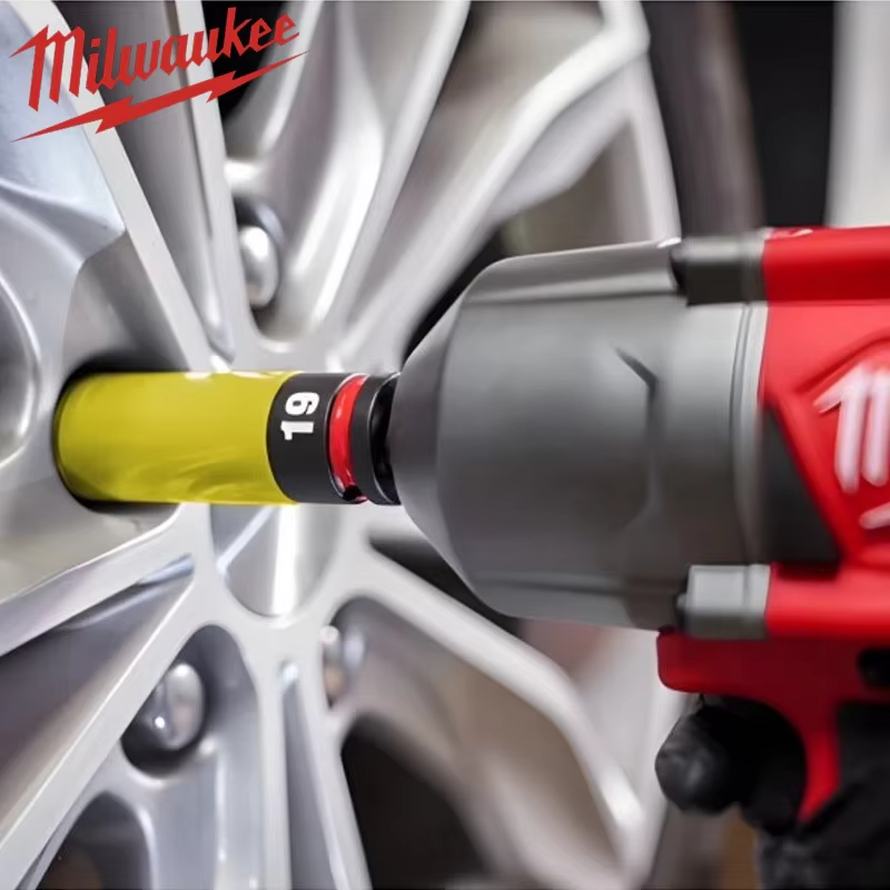 Milwaukee 3 PC. Douille à cliquet métrique SHOCKWAVE Impact Duty 1/2 pouce pour écrous de roue