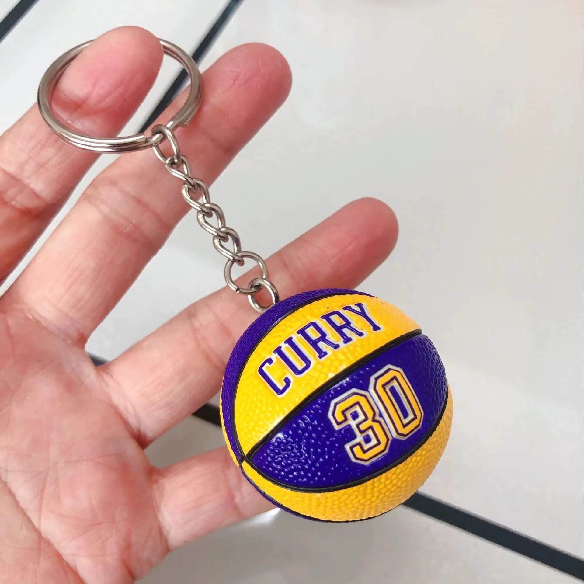 Curry basket-ball porte-clés voiture