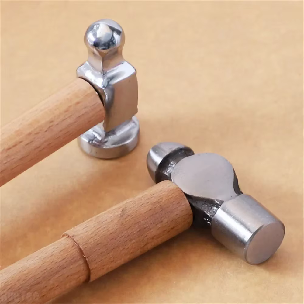 Marteau exécutif avec manche en bois pour forgeron