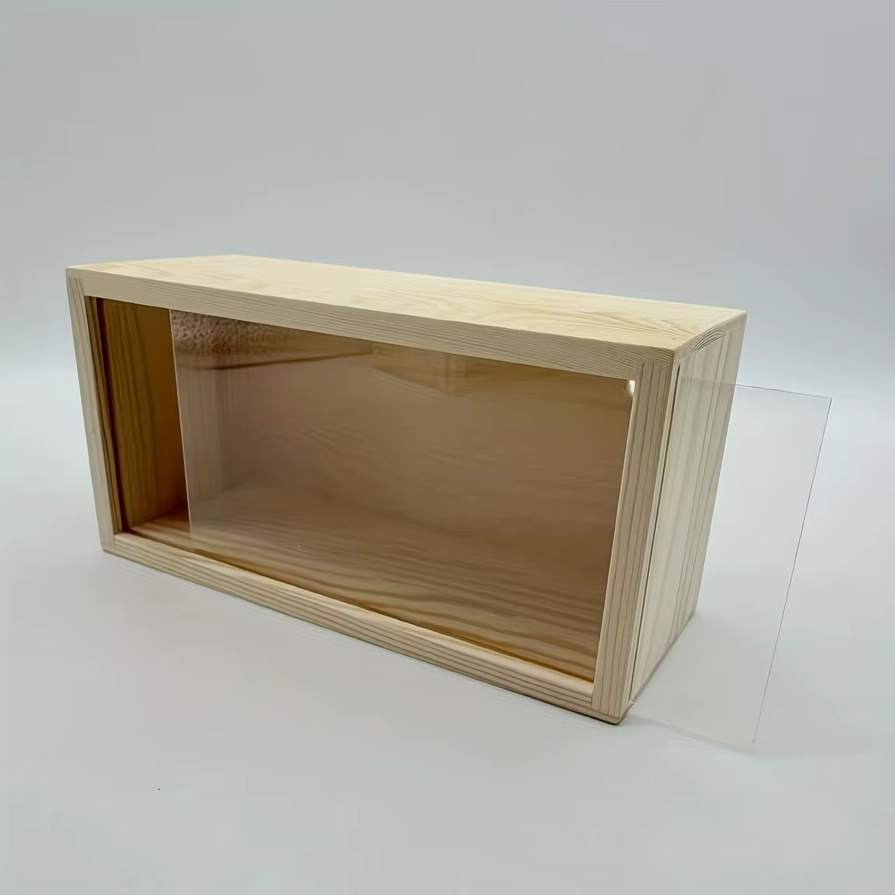 Boîte de rangement en bois massif monobloc