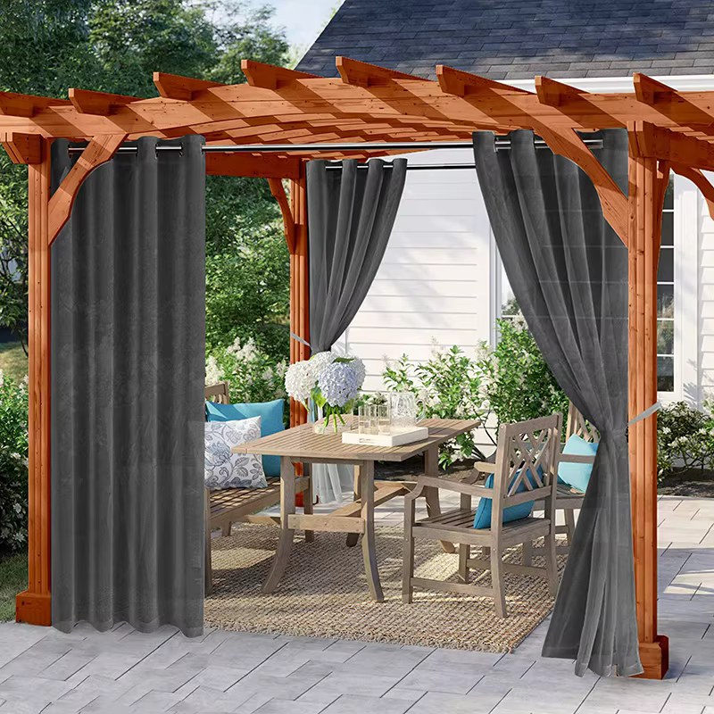 Voilages imperméables pour patio