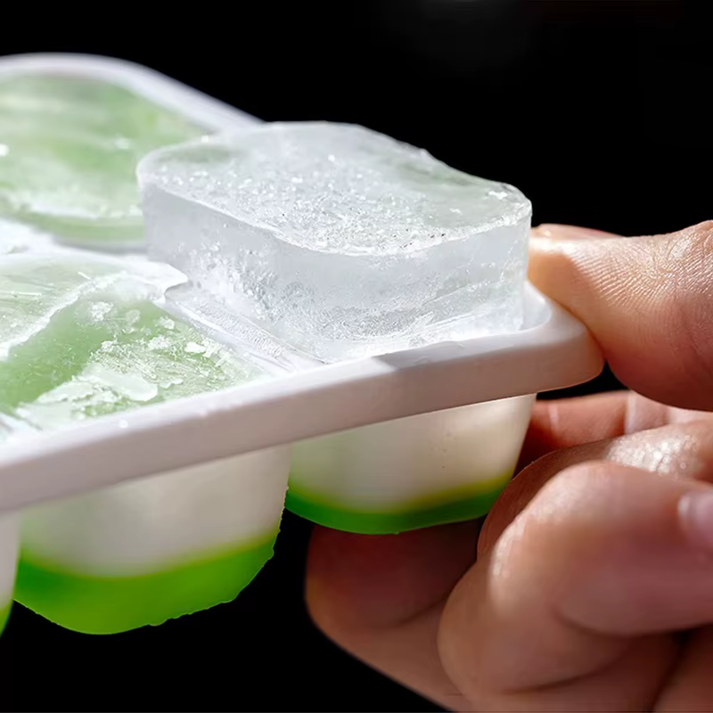 Moule à glaçons en silicone avec couvercle